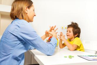 /Files/images/Schizophrenia-and-autism-researchers-find-a-genetic-overlap-compare-traits.jpg